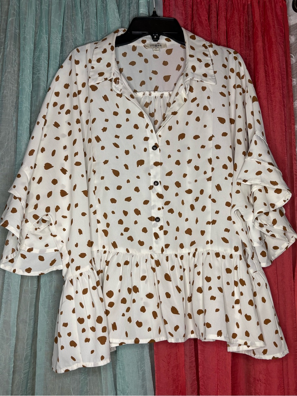 Umgee White Peplum Blouse with Brown Spot Print